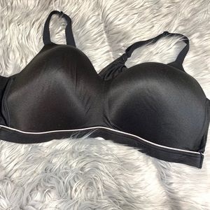 Cacique Intimates & Sleepwear - cacique Lane Bryant Black lounge bra Size 48D Cacique Intimates & Sleepwear - cacique Lane Bryant Black lounge bra Size 48D